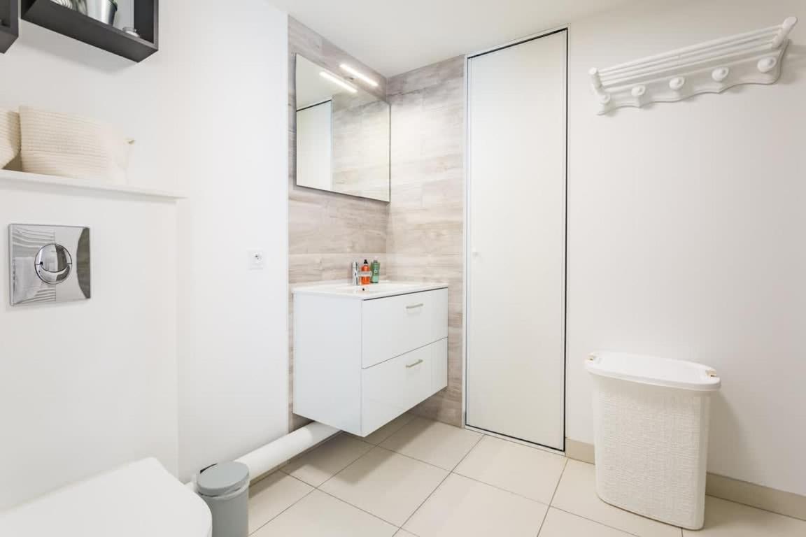 L'Ivoire - Joli Appartement - 1 Chambre Avec Rennes Eksteriør billede